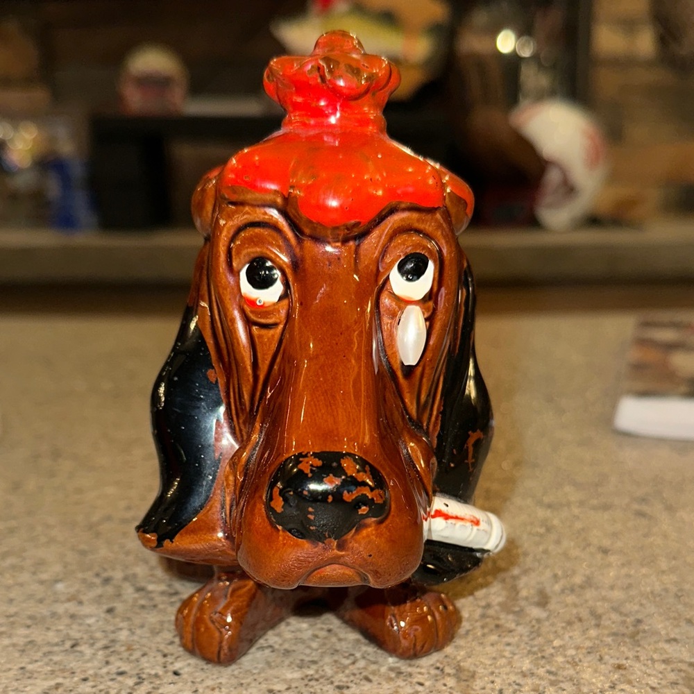 SOLD | Enesco ceramic basset hound planter/figurine